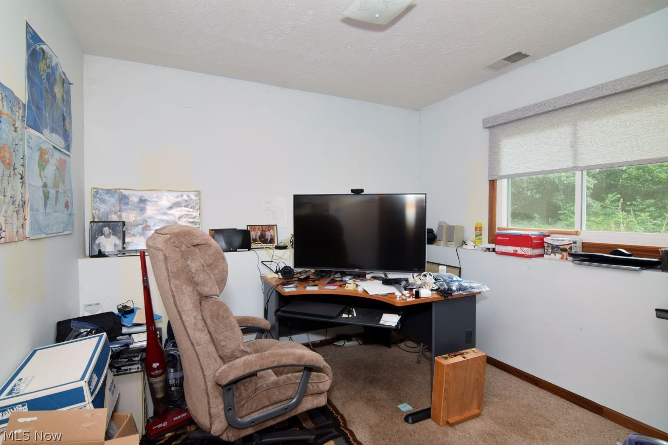 18660 Thorpe Road Chagrin Falls OH 44023