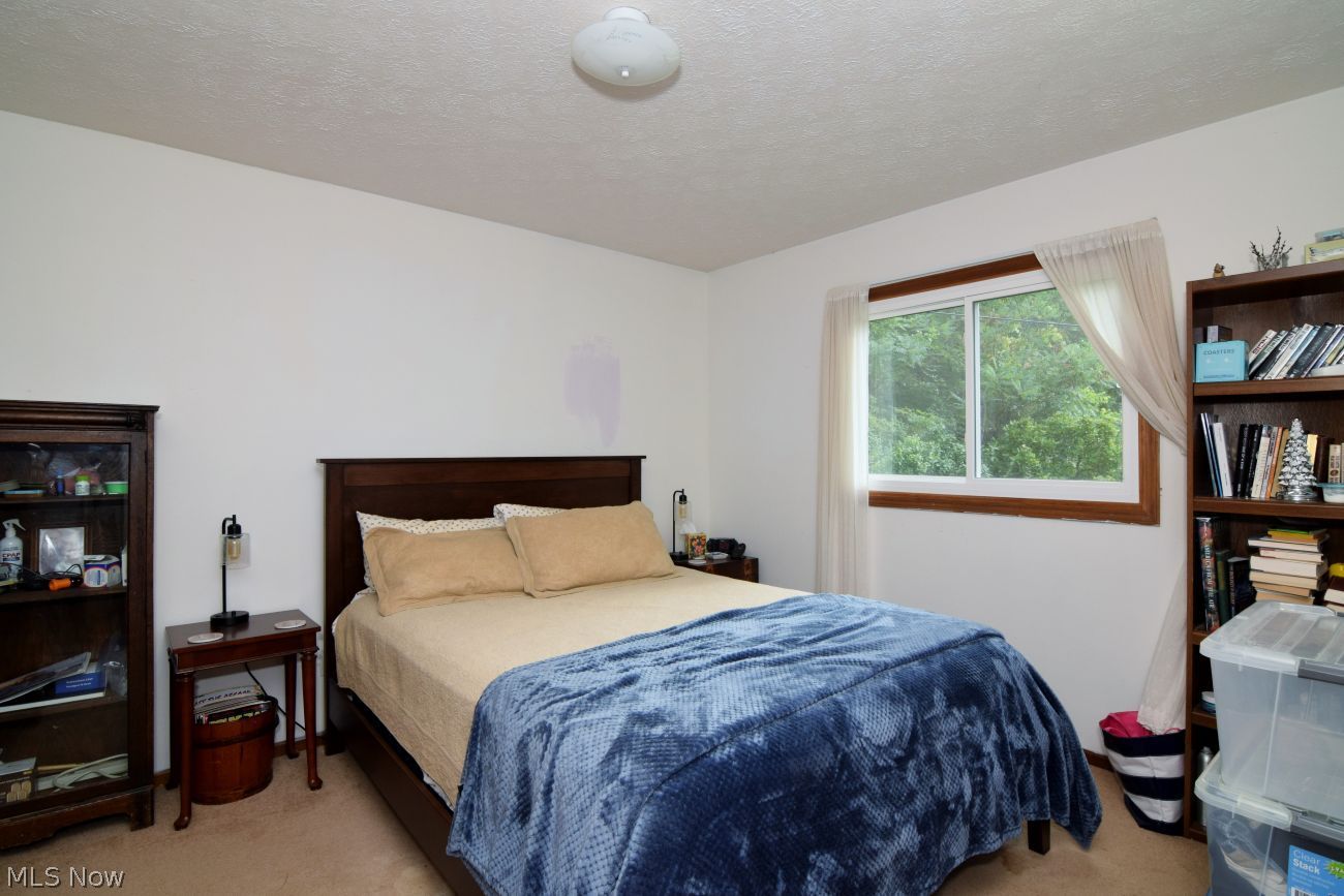 18660 Thorpe Road Chagrin Falls OH 44023