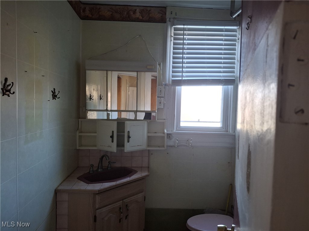 645 Logan Street Steubenville OH 43952