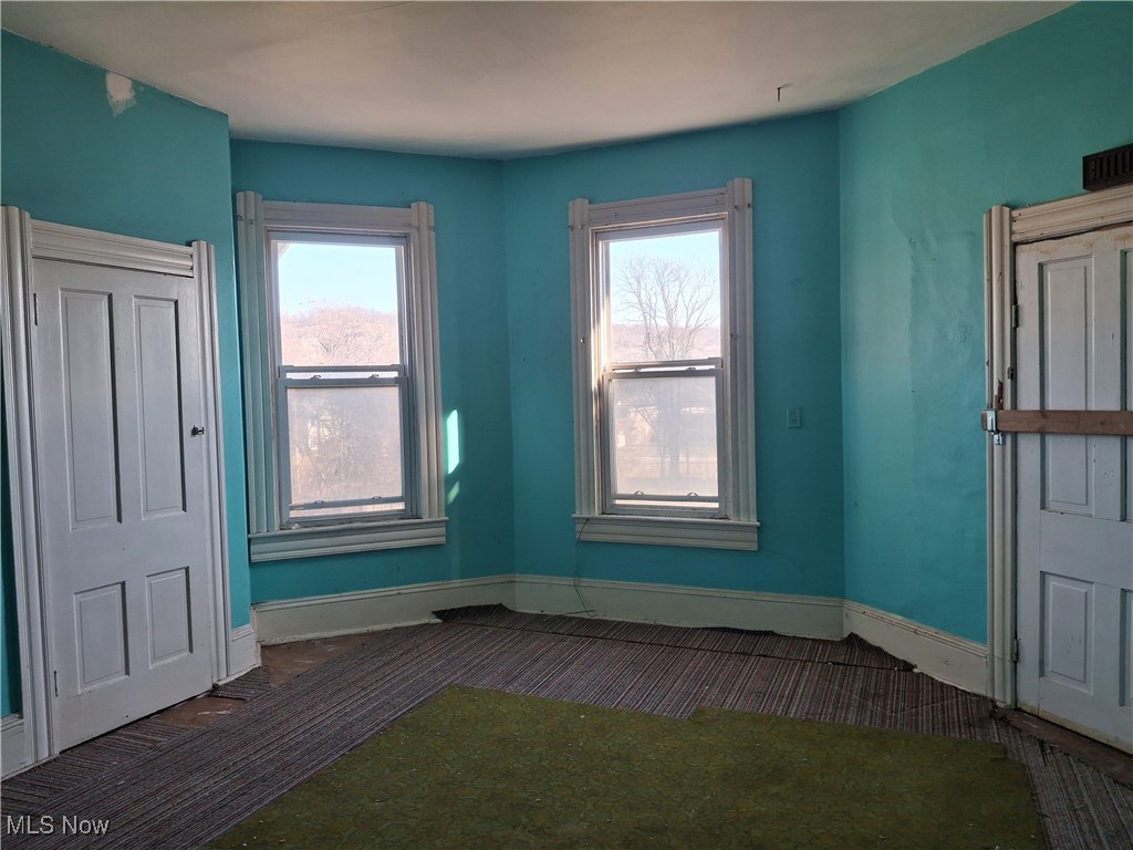 645 Logan Street Steubenville OH 43952
