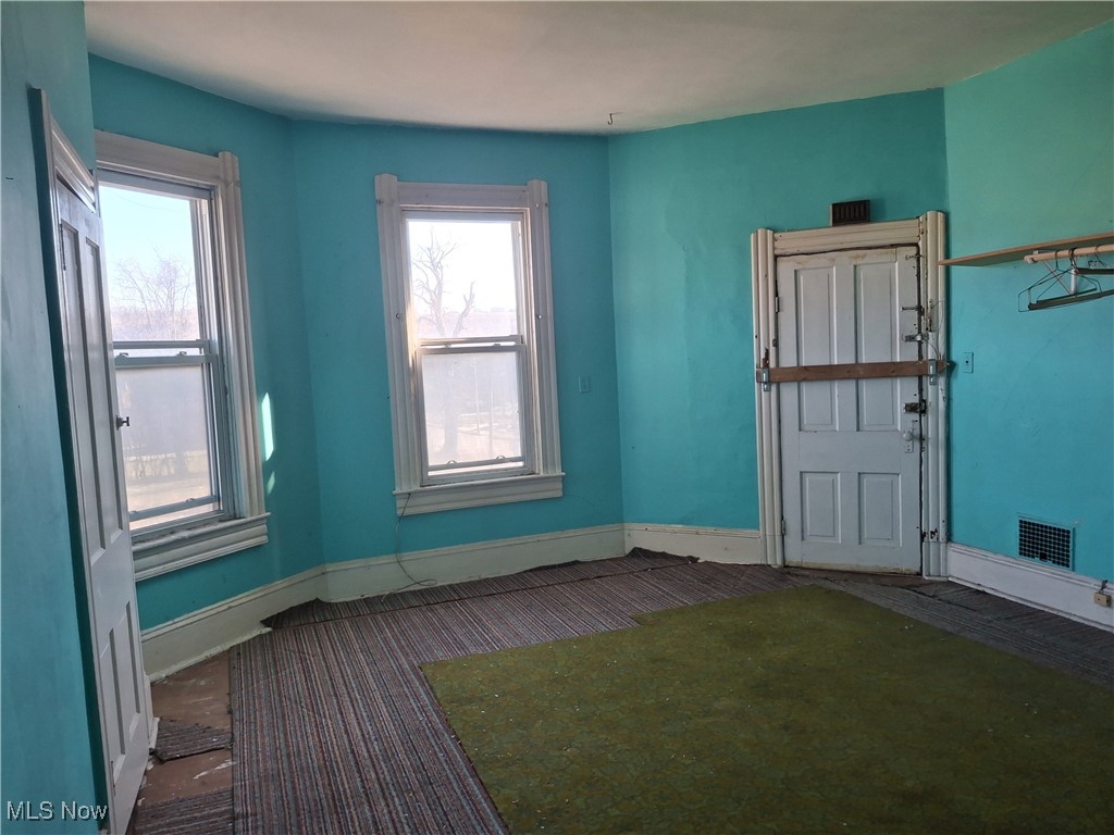 645 Logan Street Steubenville OH 43952