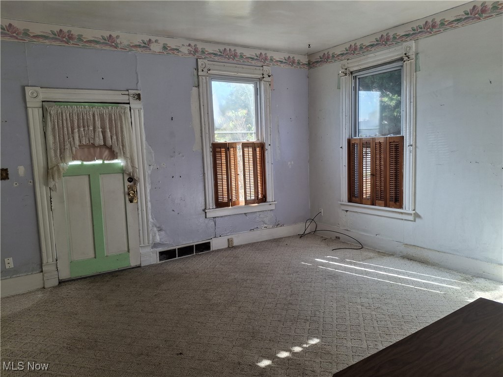 645 Logan Street Steubenville OH 43952