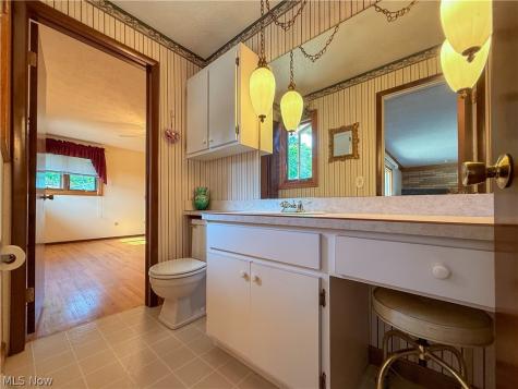 13665 Pawnee Trail Middleburg Heights OH 44130