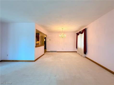 13665 Pawnee Trail Middleburg Heights OH 44130