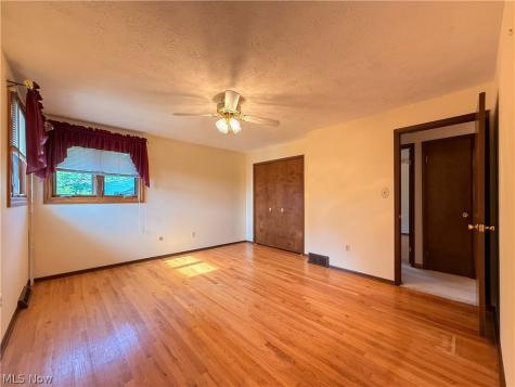 13665 Pawnee Trail Middleburg Heights OH 44130