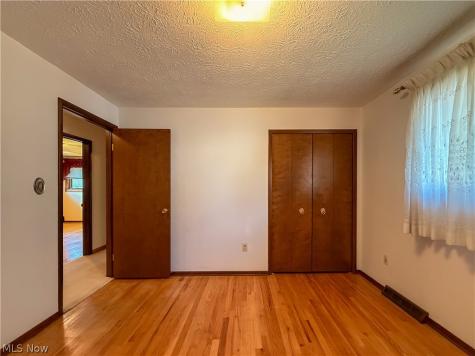 13665 Pawnee Trail Middleburg Heights OH 44130
