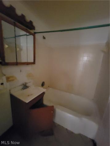 4189 Lee Road Cleveland OH 44128