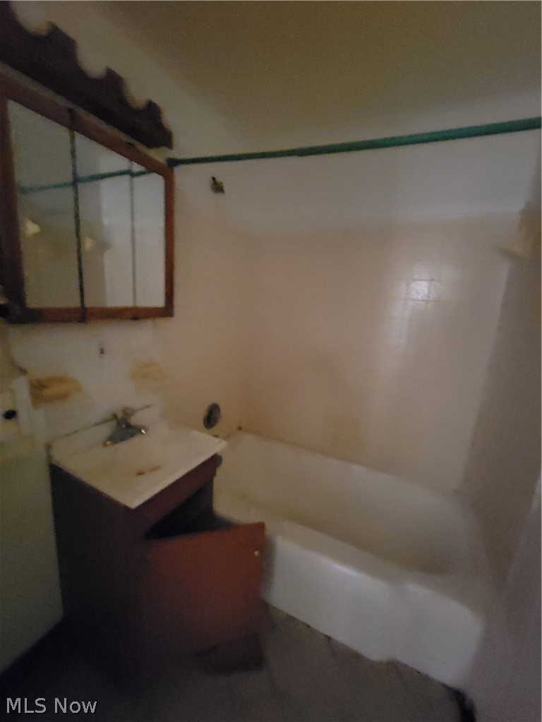4189 Lee Road Cleveland OH 44128