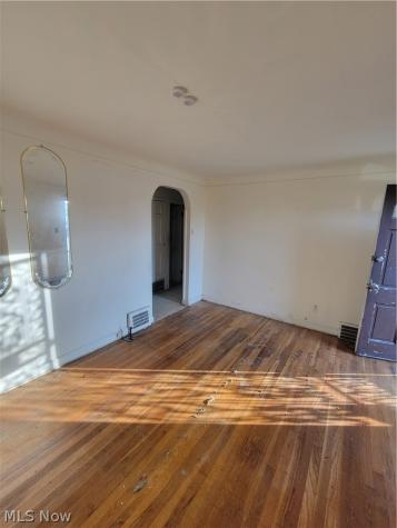 4189 Lee Road Cleveland OH 44128