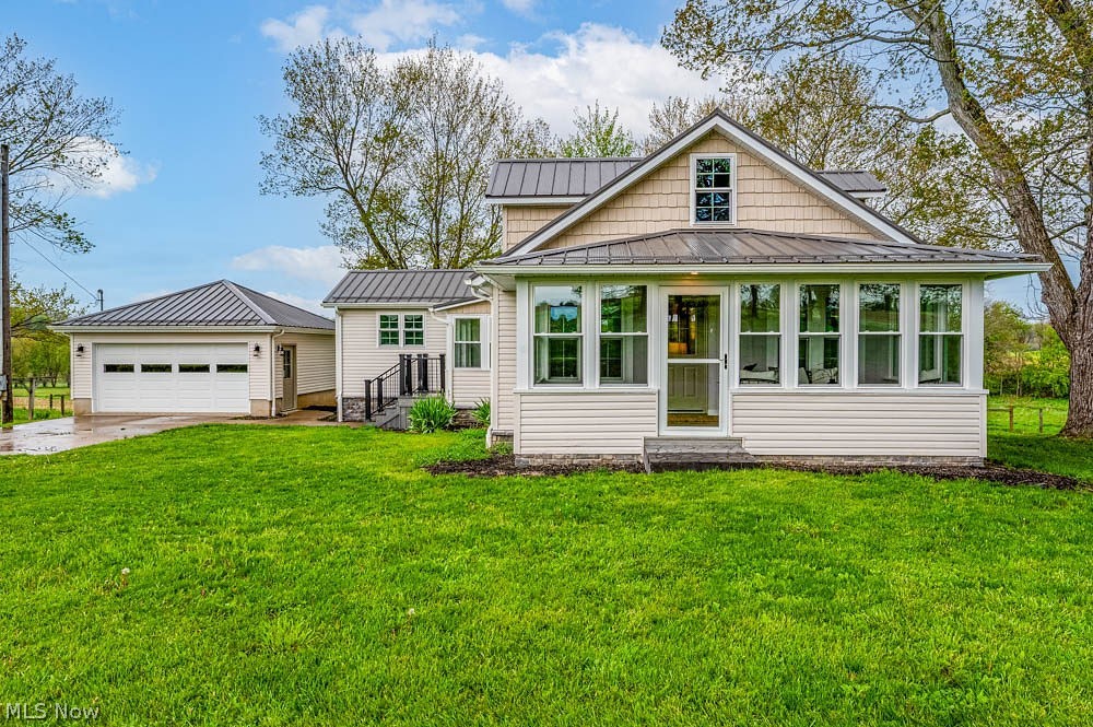 6103 Grafton Road Leetonia OH 44431