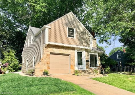 5751 Onaway Oval Parma OH 44130