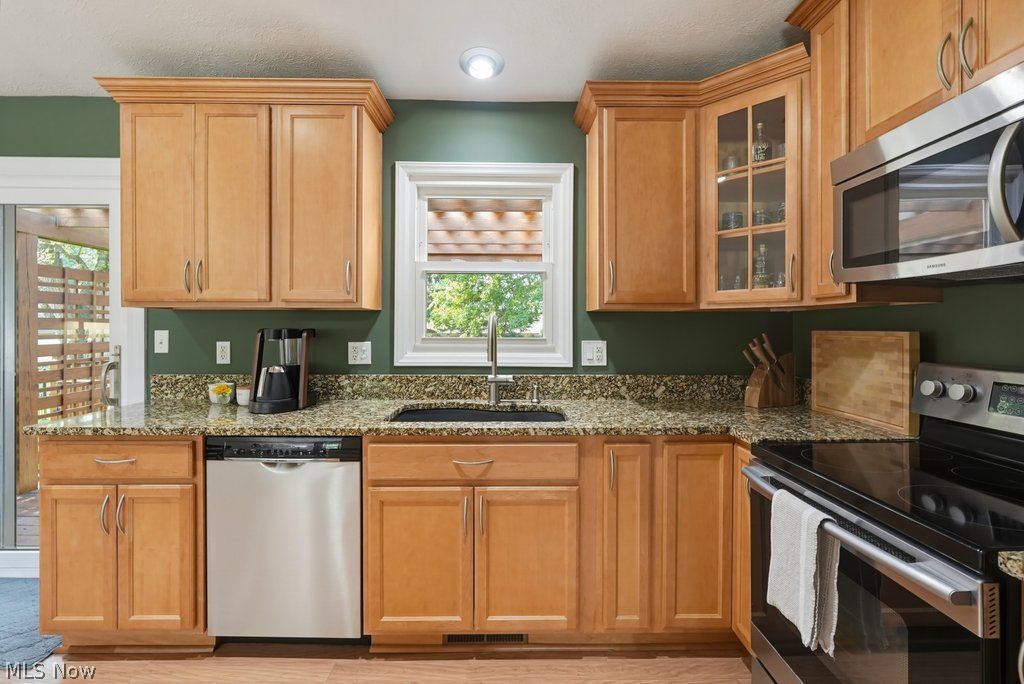 955 Crow Trail Macedonia OH 44056