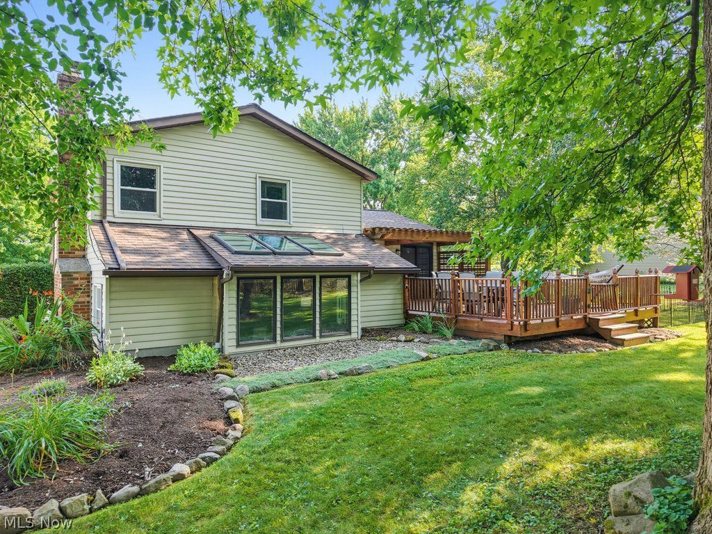 955 Crow Trail Macedonia OH 44056