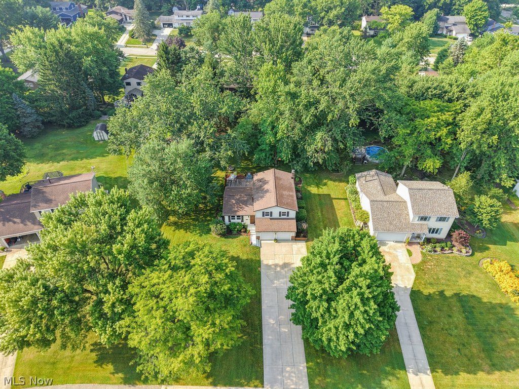 955 Crow Trail Macedonia OH 44056