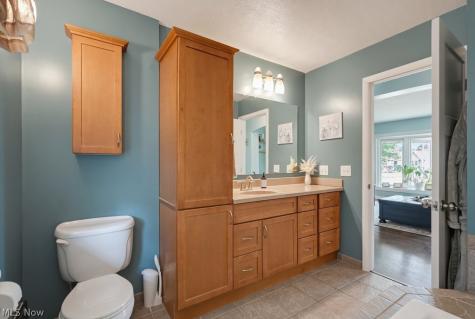 842 Bayridge Boulevard Willowick OH 44095
