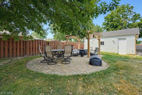 842 Bayridge Boulevard Willowick OH 44095