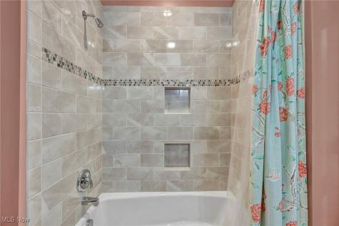 808 Buckingham Drive Lagrange OH 44050