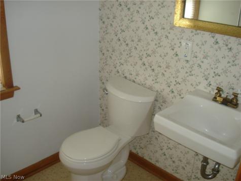 24500 Puritan Road Euclid OH 44123