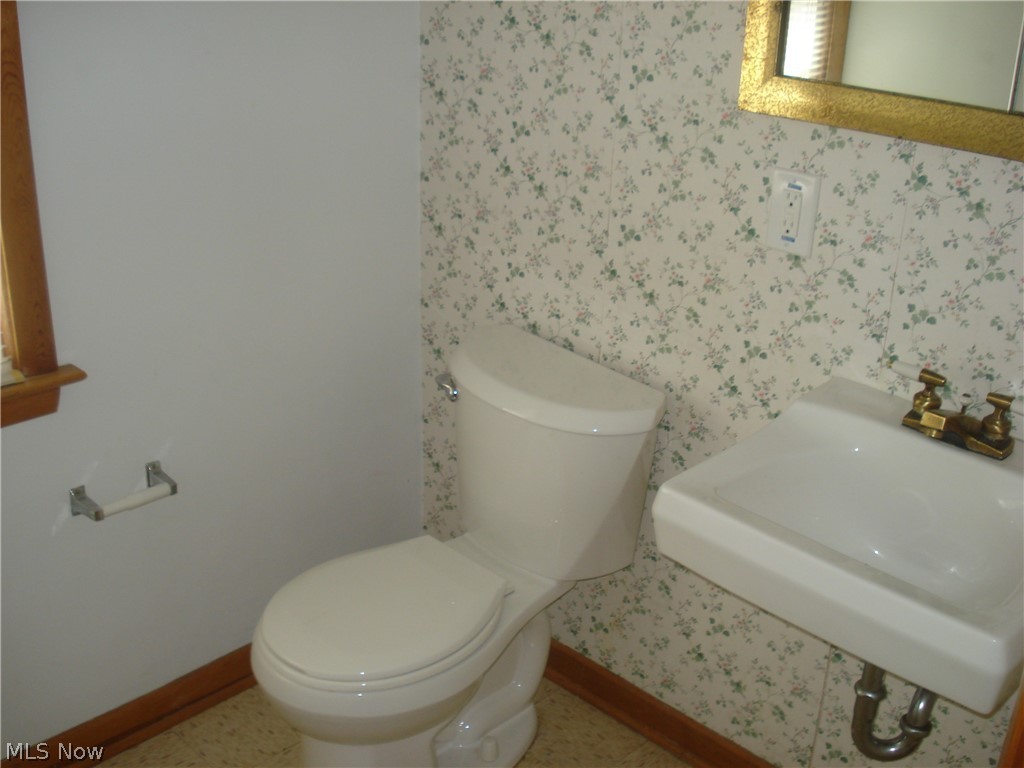 24500 Puritan Road Euclid OH 44123