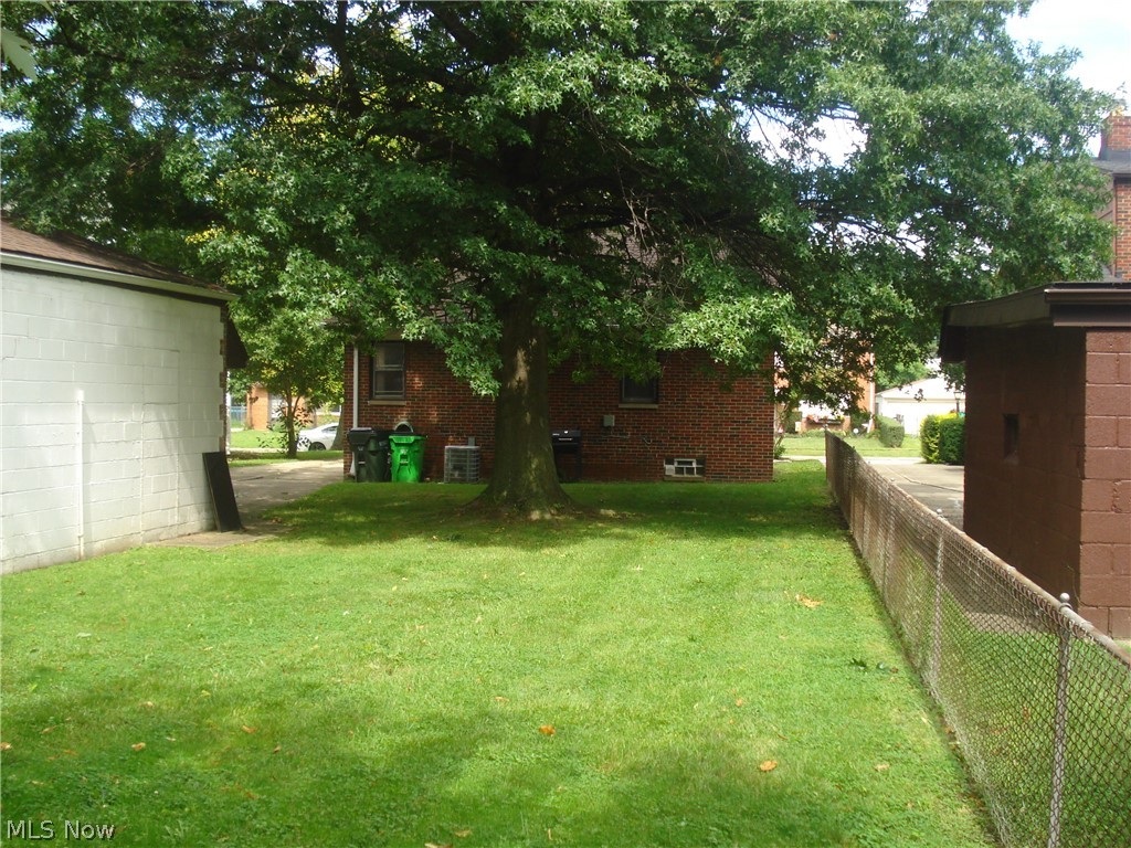 24500 Puritan Road Euclid OH 44123