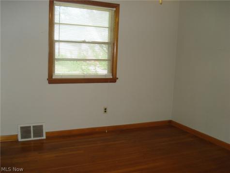 24500 Puritan Road Euclid OH 44123