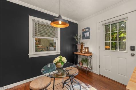 2107 W 10th Street Cleveland OH 44113