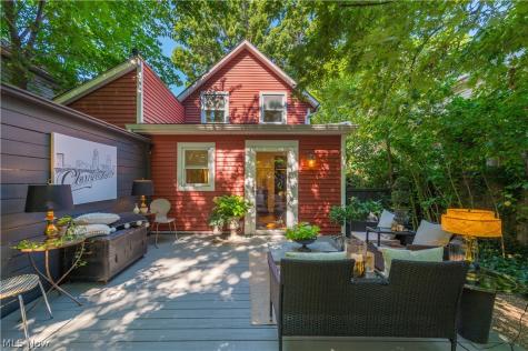 2107 W 10th Street Cleveland OH 44113
