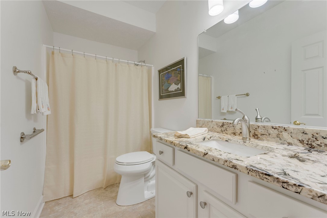 8195 Manor Gate Way Mentor OH 44060