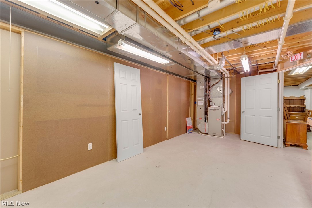 8195 Manor Gate Way Mentor OH 44060