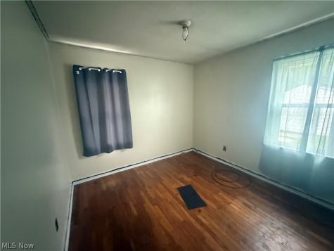 6206 Snow Road Parma OH 44129