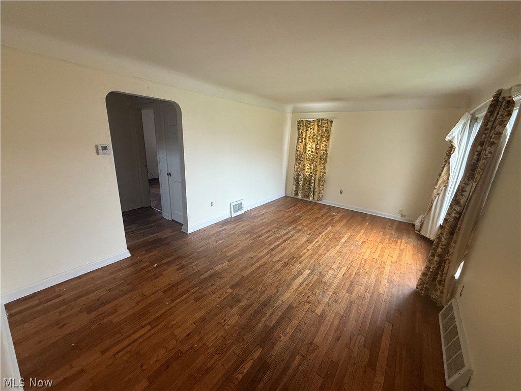 6206 Snow Road Parma OH 44129
