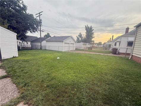 6206 Snow Road Parma OH 44129