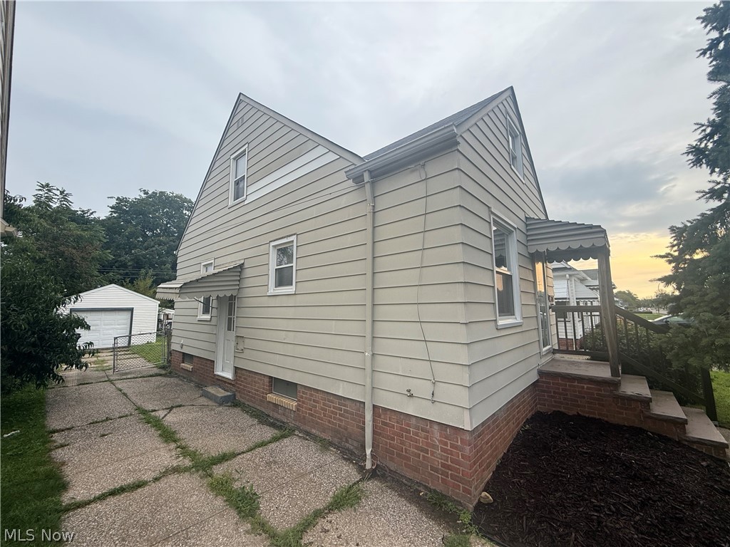 6206 Snow Road Parma OH 44129