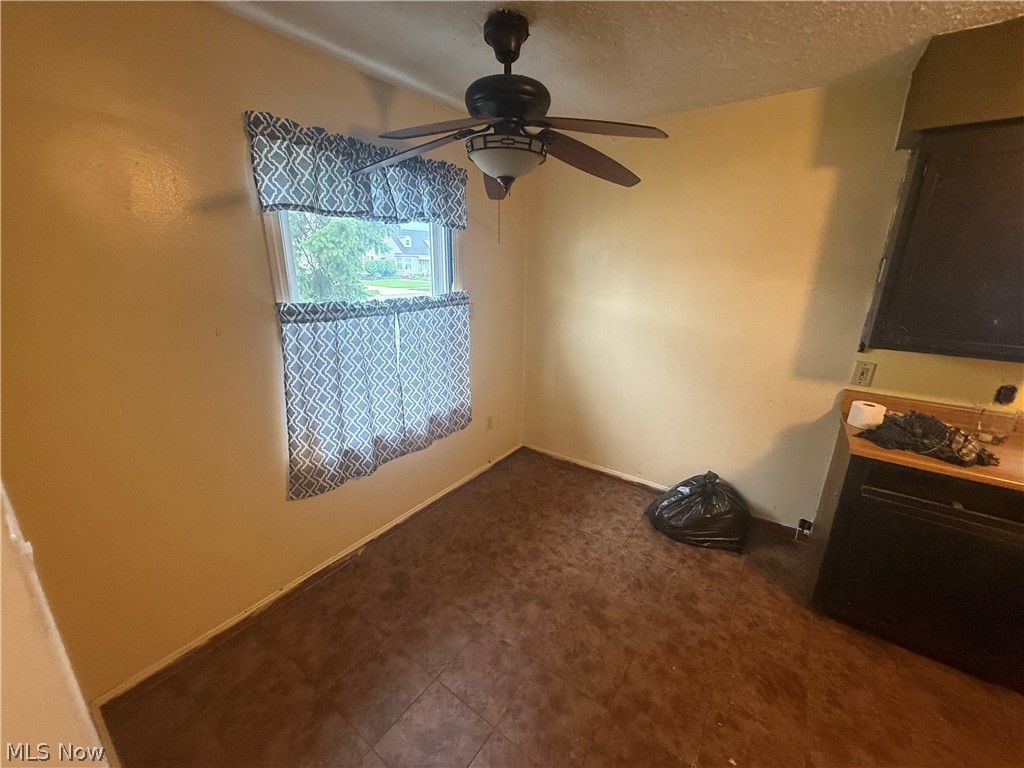 6206 Snow Road Parma OH 44129