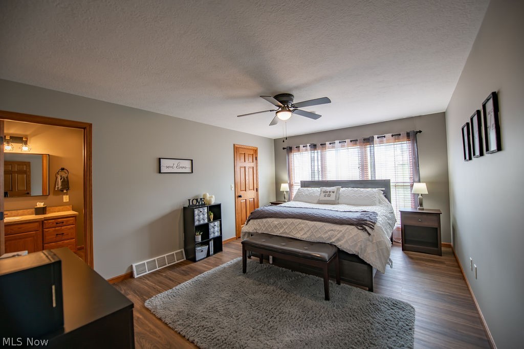 1751 Sandlewood Drive SE New Philadelphia OH 44663