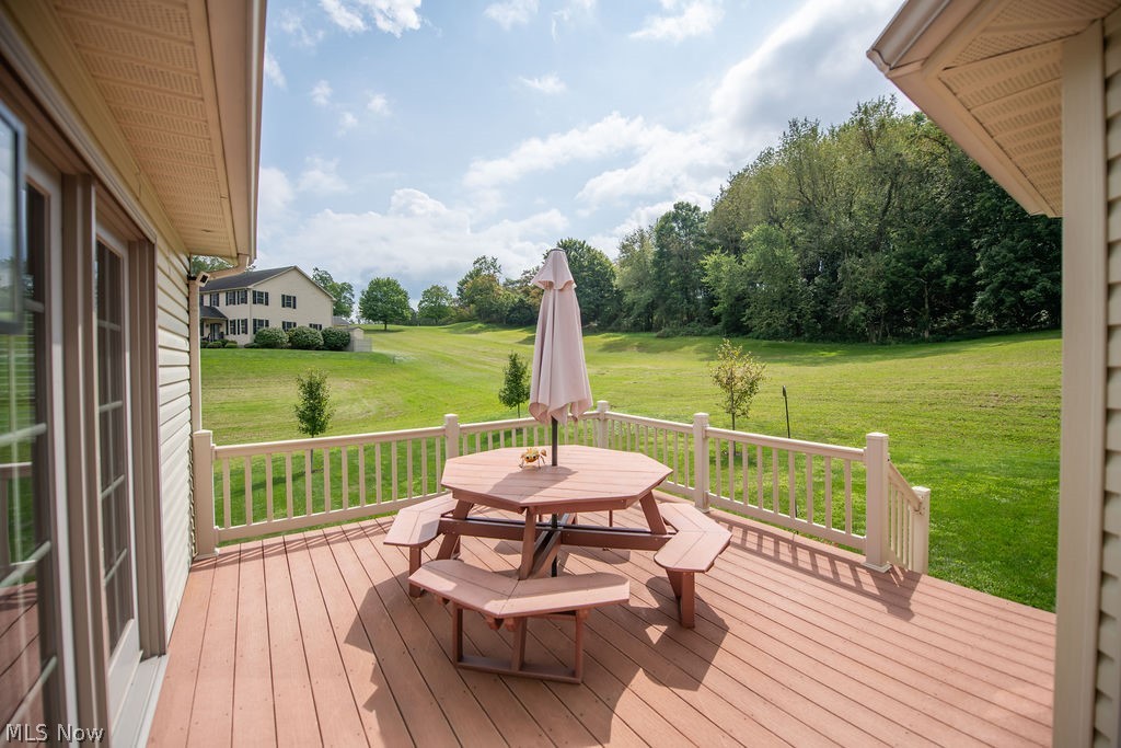 1751 Sandlewood Drive SE New Philadelphia OH 44663