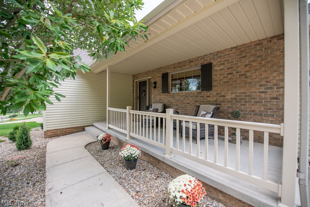 1751 Sandlewood Drive SE New Philadelphia OH 44663