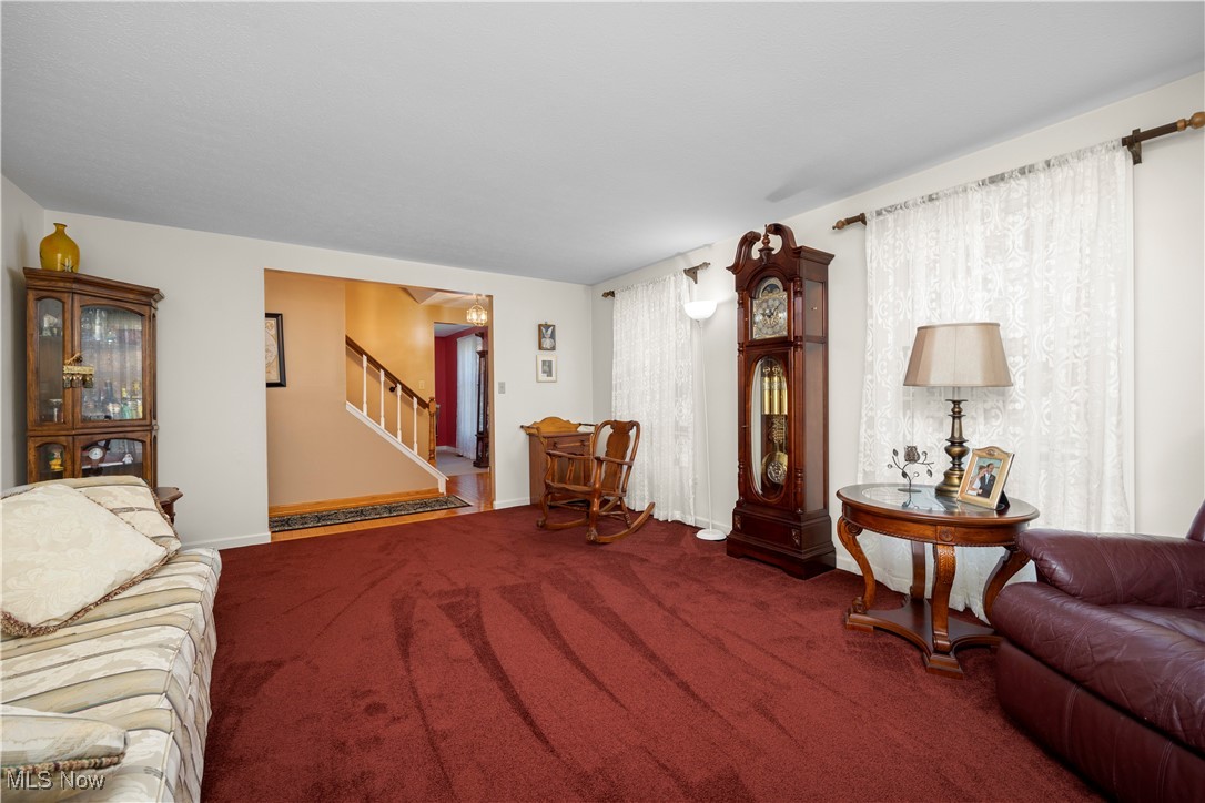 2574 Sourek Road Akron OH 44333