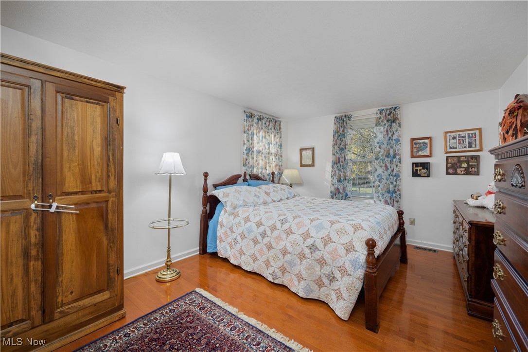 2574 Sourek Road Akron OH 44333