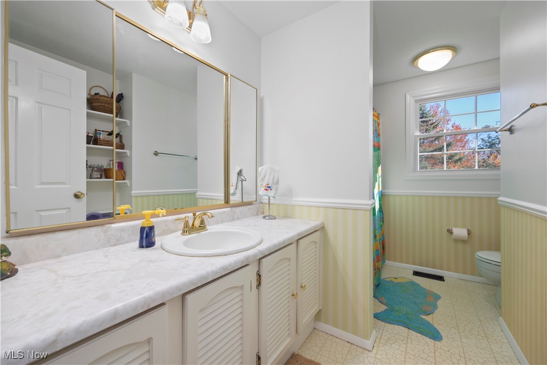 2574 Sourek Road Akron OH 44333