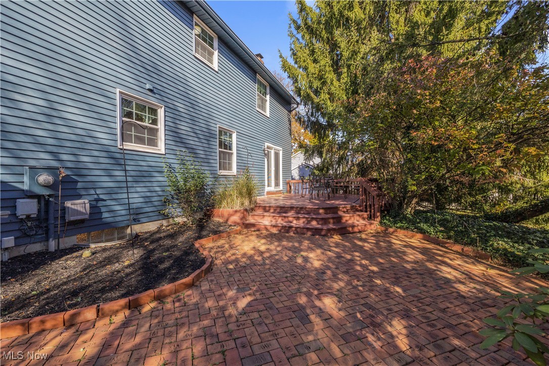 2574 Sourek Road Akron OH 44333