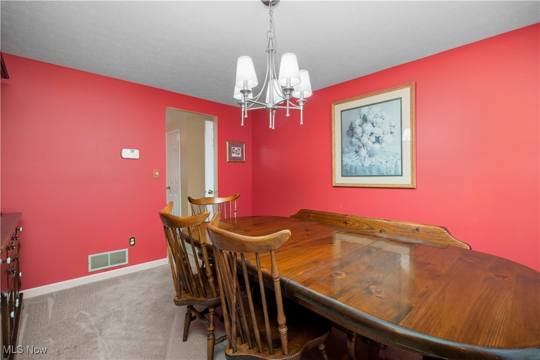 2574 Sourek Road Akron OH 44333