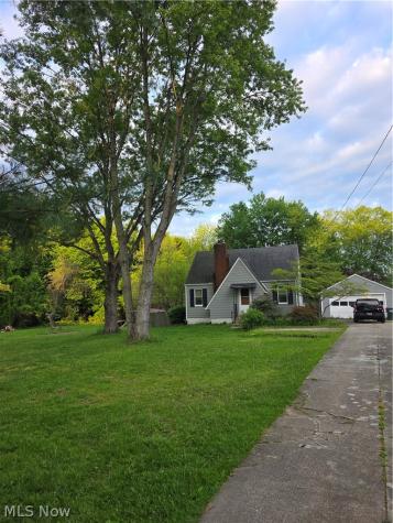 1944 Turkeyfoot Lake Road Barberton OH 44203