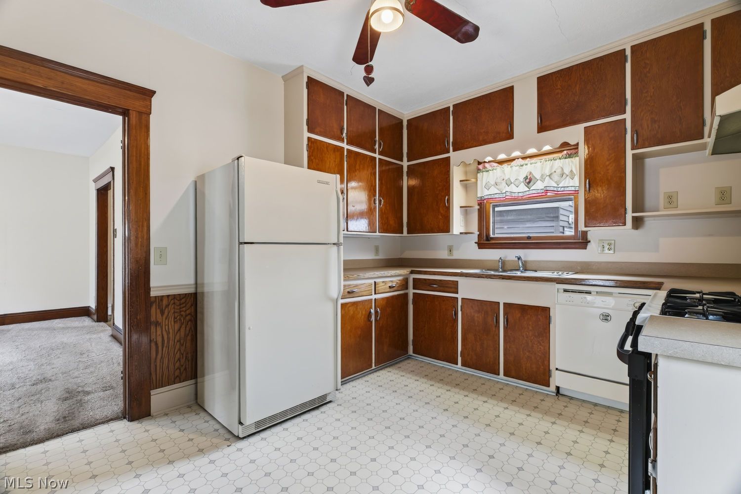 1333 W 2nd Street Lorain OH 44052