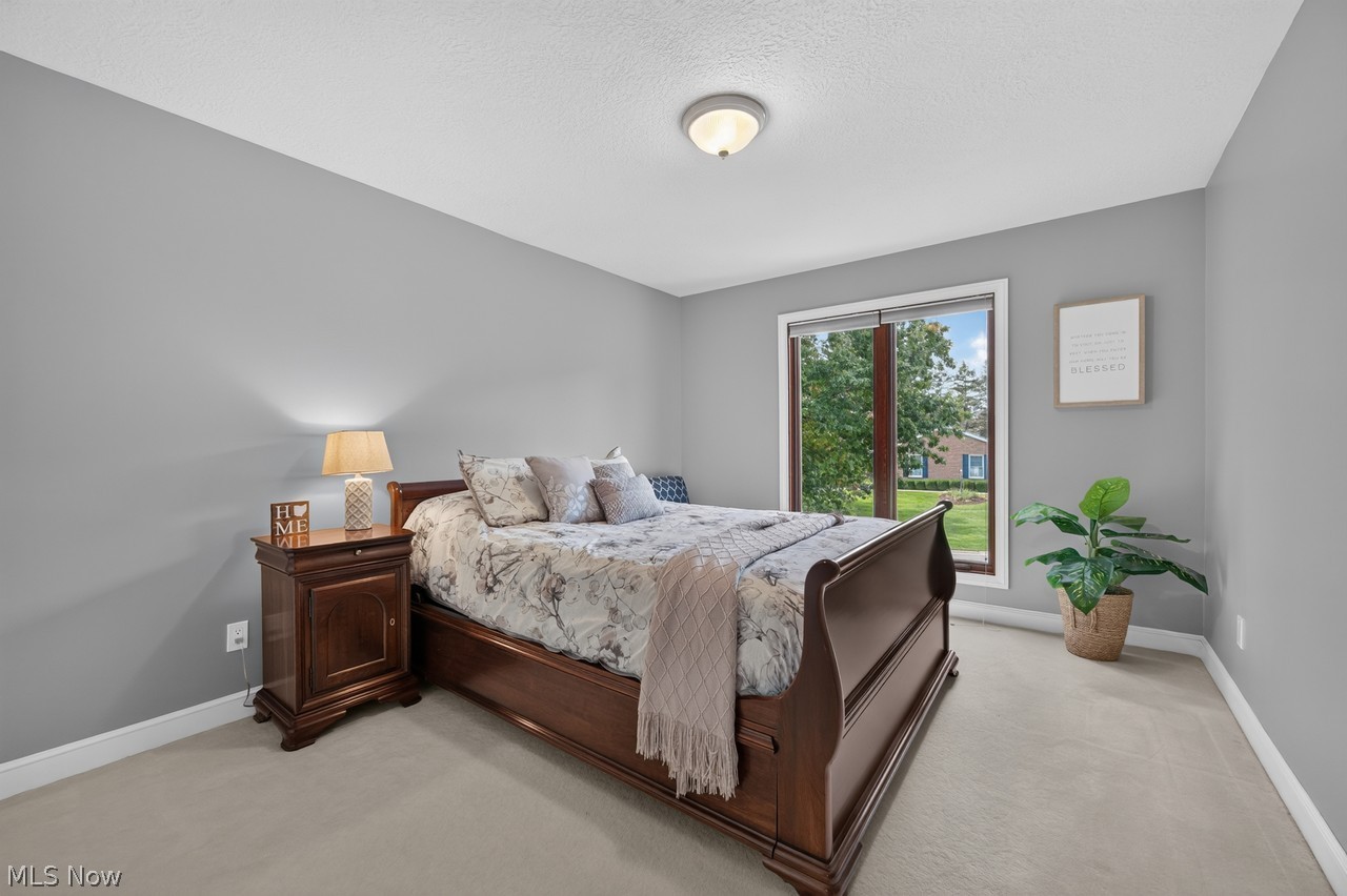 5408 Wood Trail Avenue NE Canton OH 44705