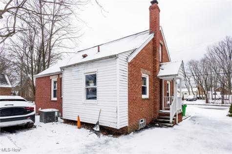 355 E 257th Street Euclid OH 44132