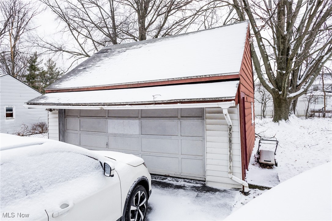 355 E 257th Street Euclid OH 44132