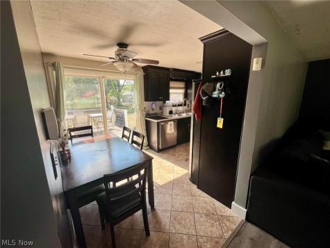 5221 Revere Avenue NW Massillon OH 44647