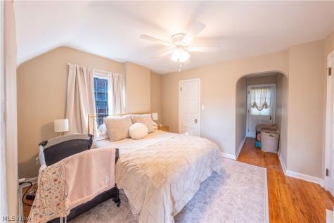 3687 Warren Road Cleveland OH 44111