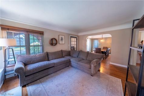 3687 Warren Road Cleveland OH 44111